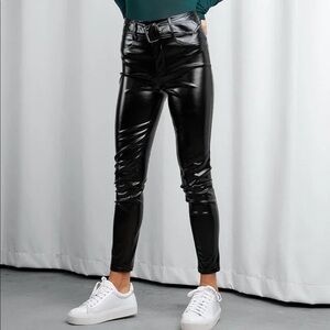 XLE Amanda Belted Leather Pants
